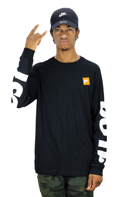 CAMISETA NIKE SPORTSWEAR JDI MANGA LONGA PRETA - NewSkull