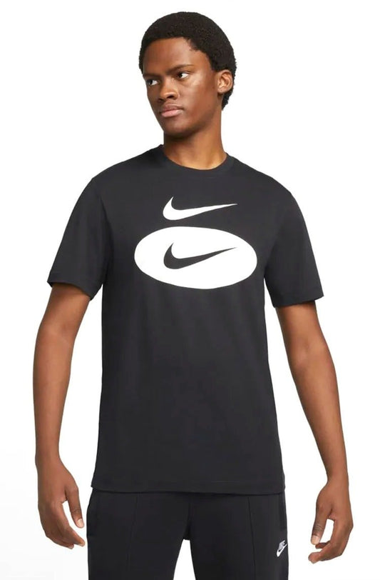 Camiseta Nike Sportswear Swoosh Masculina Preto/Branco - NewSkull