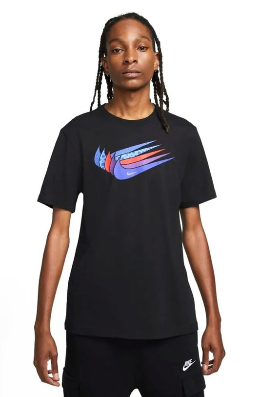 Camiseta Nike Sportswear Swoosh Preto/Azul - NewSkull