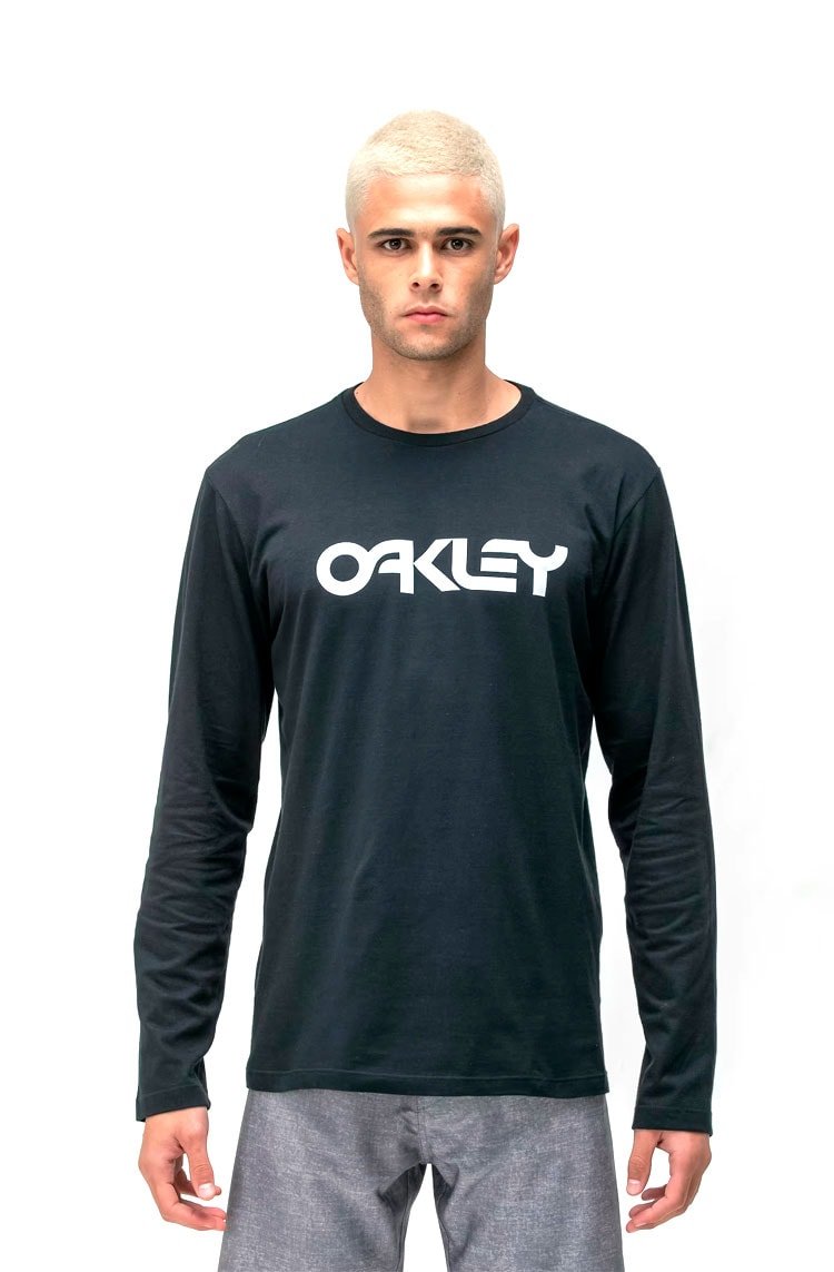 Camiseta Oakley Mark Il Manga Longa Preto - NewSkull