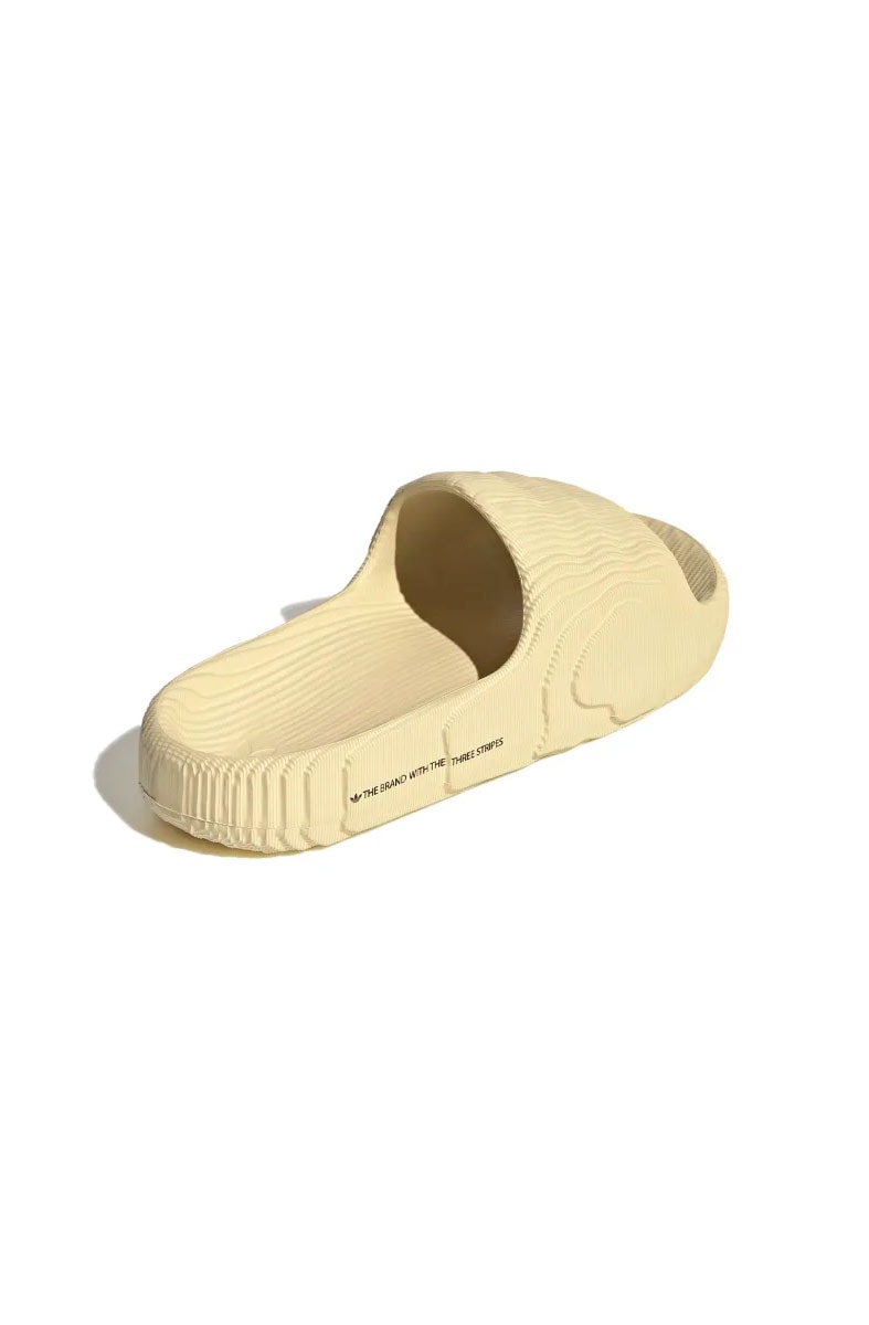 Chinelo Adidas Adilette 22 Bege - NewSkull