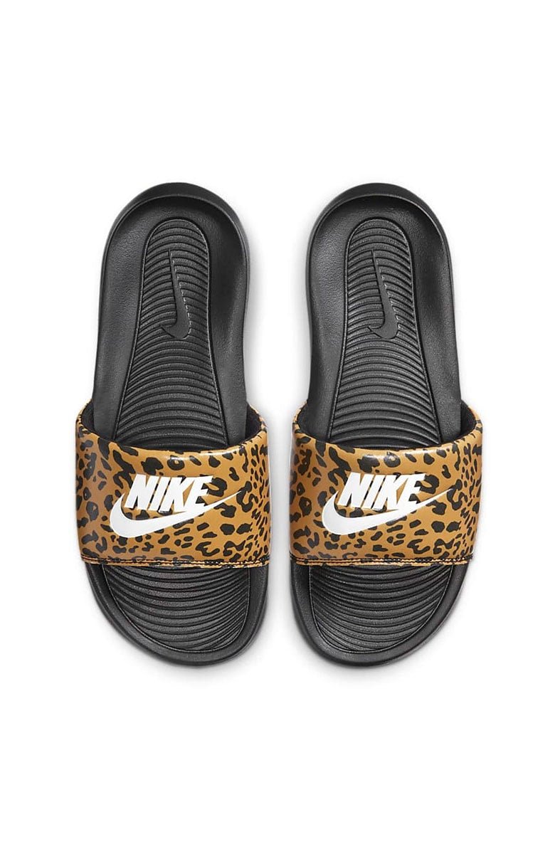 Chinelo Nike Victori One Feminino Preto/Animal Print - NewSkull