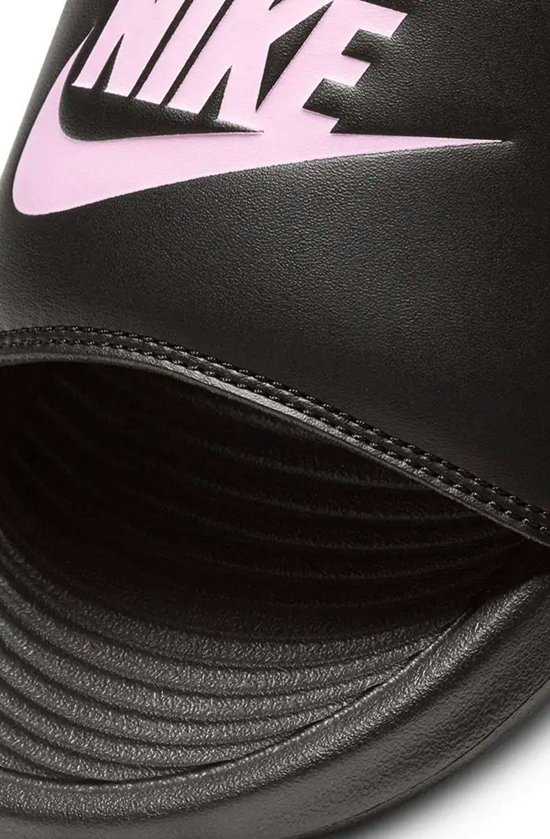 Chinelo Nike Victori One Feminino Preto/Rosa - NewSkull