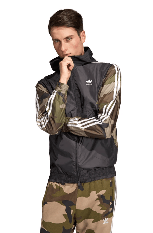 JAQUETA ADIDAS CORTA VENTO CAMUFLADO PRETA - NewSkull