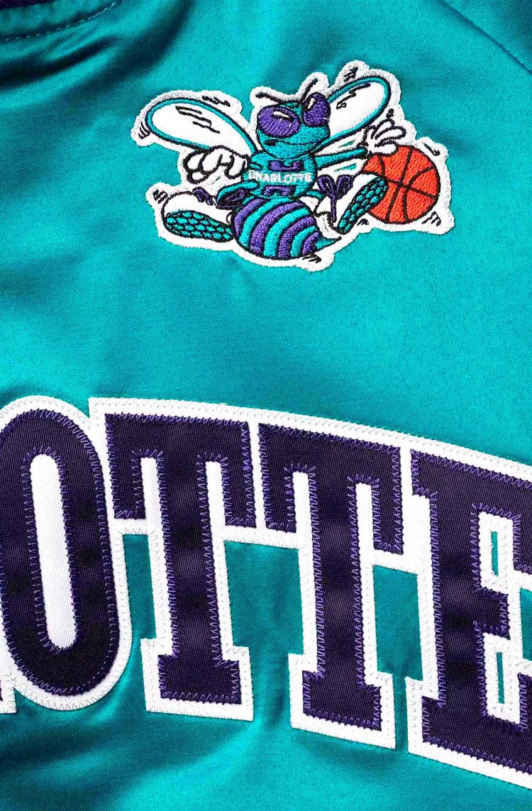 Jaqueta Mitchell & Ness NBA Light Charlotte Hornets Verde/Roxo - NewSkull