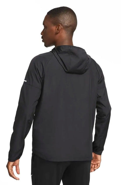 Jaqueta Nike Corta Vento Repel Miler Preto/Branco - NewSkull