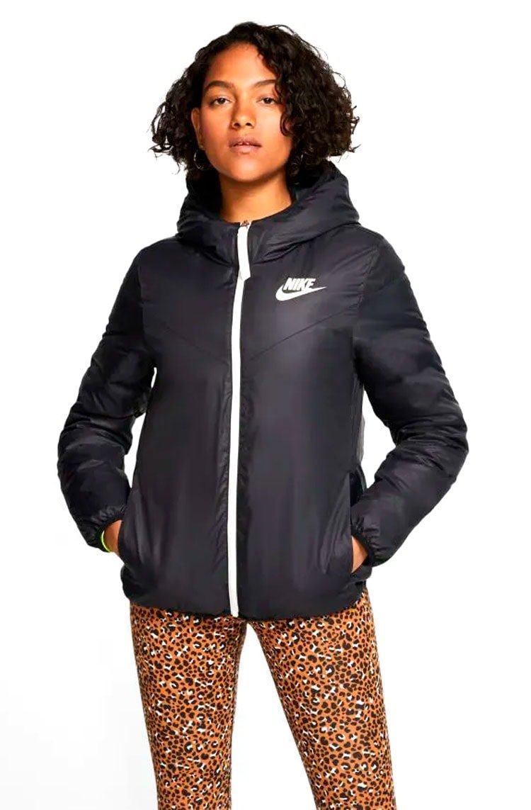 Jaqueta Nike Dupla Face Sportswear Windrunner Down - Fill Feminina Preto/Branco - NewSkull