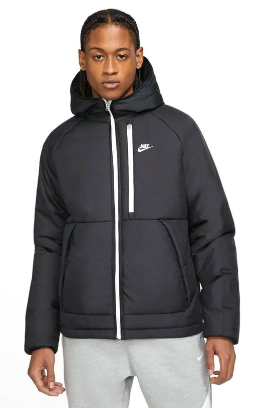 Jaqueta Nike Sportswear Therma - FIT Legacy Preto/Branco - NewSkull