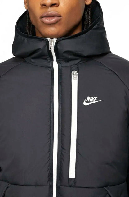 Jaqueta Nike Sportswear Therma - FIT Legacy Preto/Branco - NewSkull