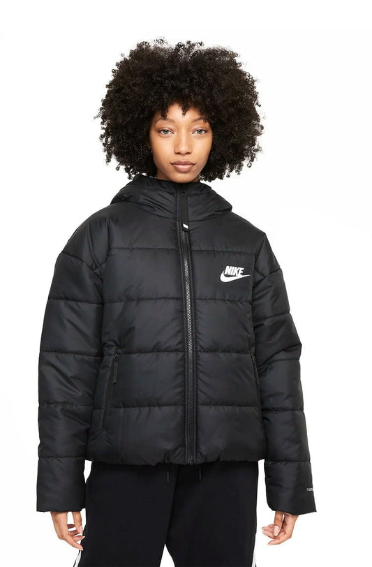 Jaqueta Nike Sportswear Therma - FIT Repel Classic Feminina Preto/Branco - NewSkull