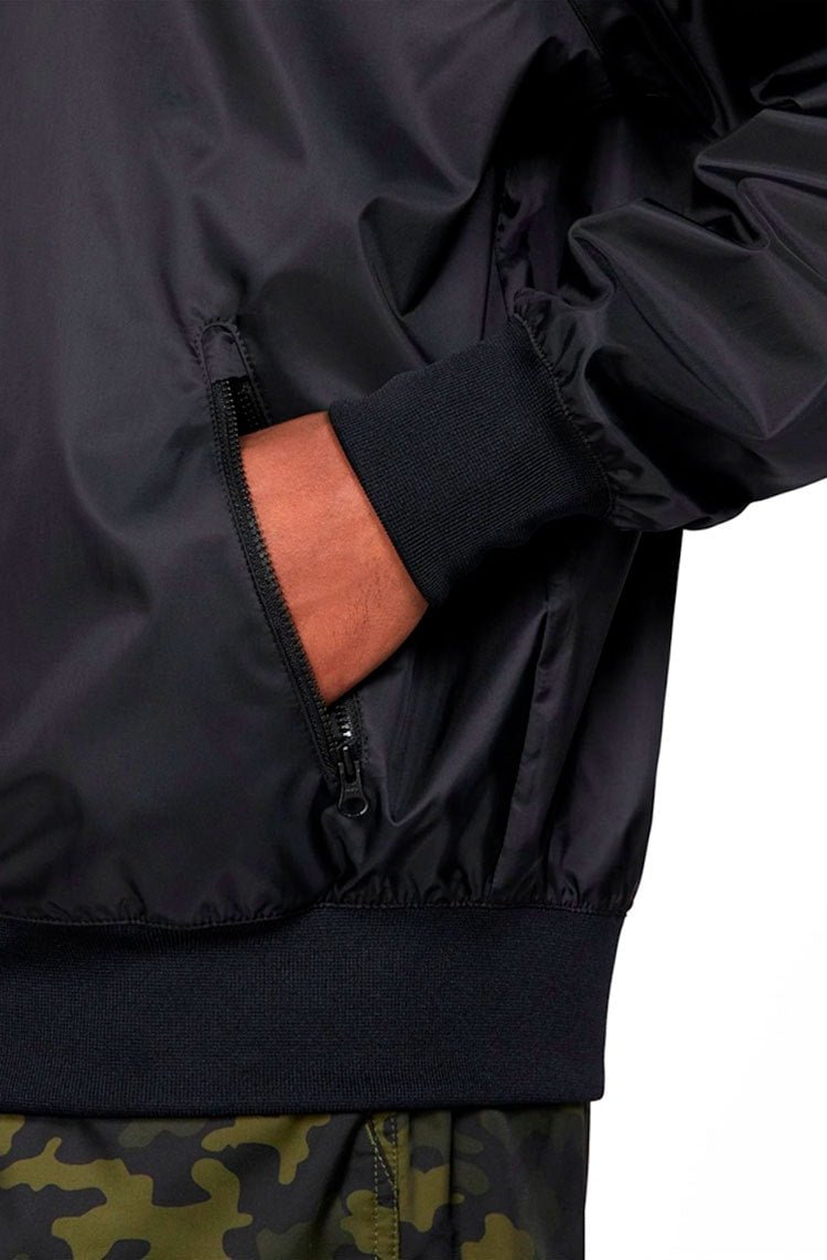 Jaqueta Nike Sportswear Windrunner Masculina Preto/Branco - NewSkull