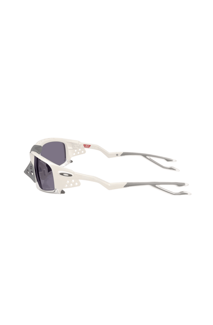 Óculos de Sol Oakley Plantaris SQ Branco/Cinza - NewSkull