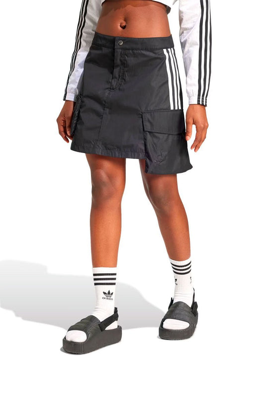 Saia Adidas Mini Cargo Preto/Branco - NewSkull