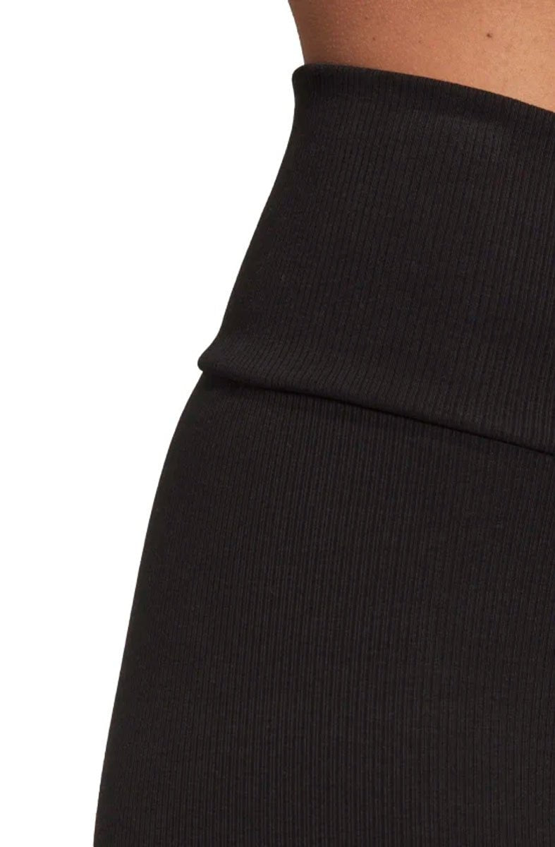 Shorts Adidas Adicolor Tights Preto/Branco - NewSkull