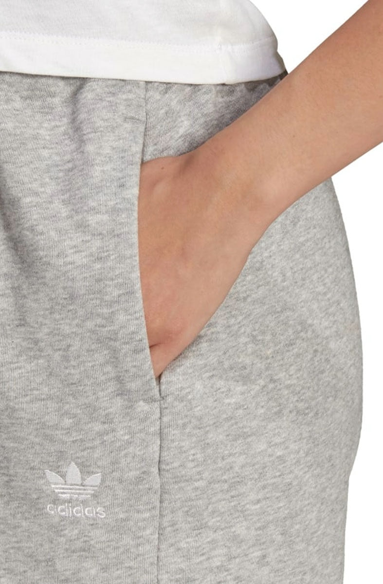 Shorts Adidas Feminino Moletinho Adicolor Essentials Cinza/Branco - NewSkull
