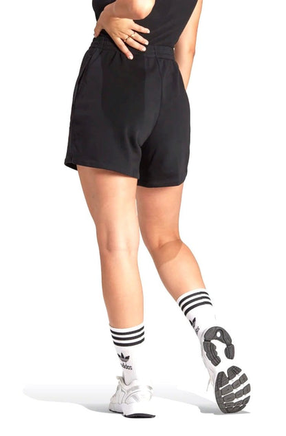 Shorts Adidas Moletinho Adicolor Essentials Preto - NewSkull