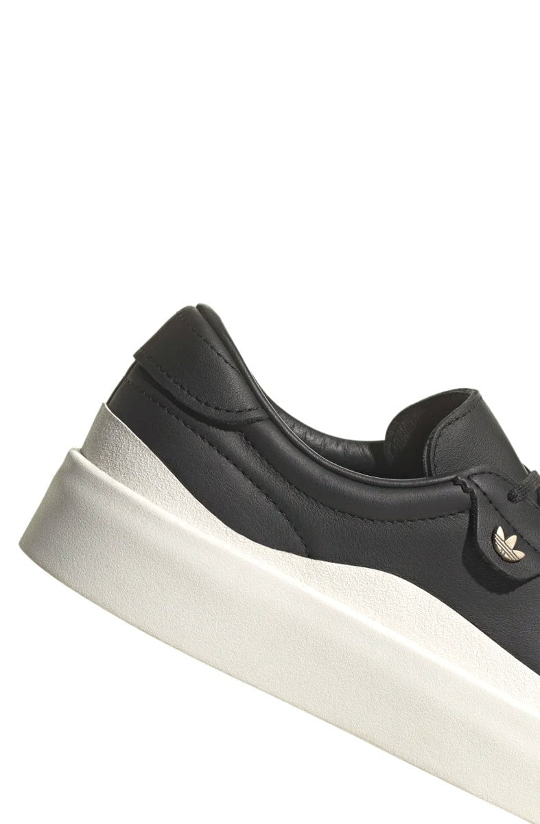 Tênis Adidas Nucombe Preto/Branco - NewSkull