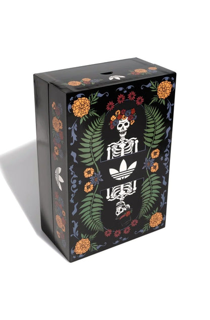 Tênis Adidas Samba OG " Dia de los Muertos" Preto/Branco JI3932 - NewSkull
