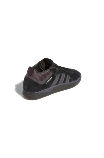 Tênis Adidas Tyshawn x Spitifire Preto/Preto - NewSkull