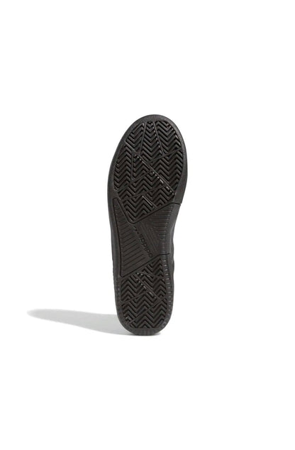 Tênis Adidas Tyshawn x Spitifire Preto/Preto - NewSkull
