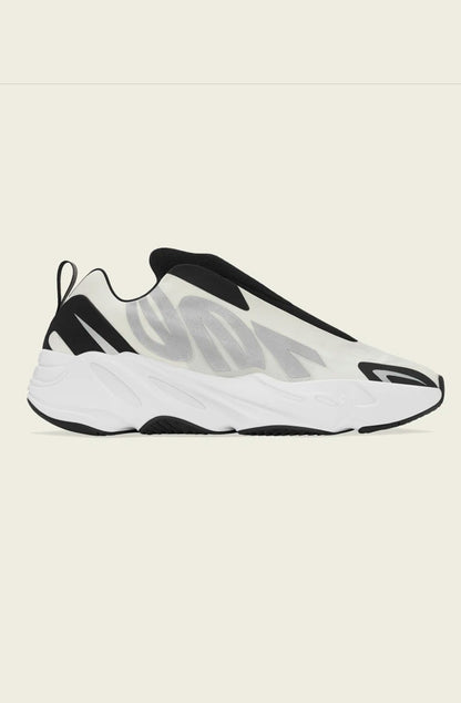 Tênis Adidas Yeezy 700 MNVN Laceless Analog - NewSkull