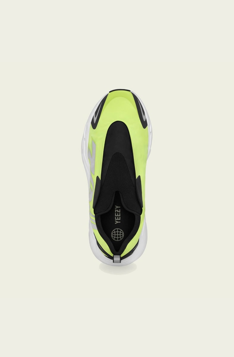 Tênis Adidas Yeezy 700 MNVN Laceless Phosphor - NewSkull