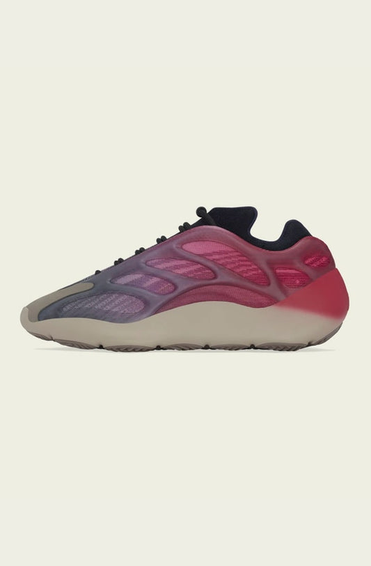 Tênis Adidas Yeezy 700 V3 Fade Carbon - NewSkull
