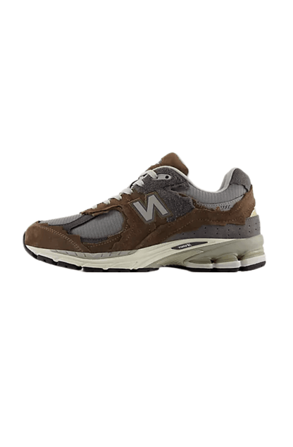 Tênis New Balance 2002D Protection Pack Marrom/Cinza M20024J7 - NewSkull