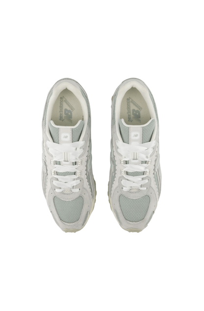 Tênis New Balance 204L Unissex Verde Acinzentado U204L5AV - NewSkull