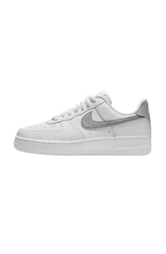 Tênis Nike Air Force 1 '07 Branco/Cinza IQ0134-101 - NewSkull