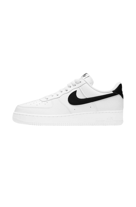 Tênis Nike Air Force 1 '07 Branco/Preto CT2302 - 100 - NewSkull