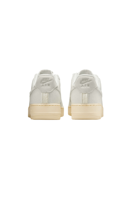 Tênis Nike Air Force 1 '07 Feminino Pony Hair Bege II7398 - 100 - NewSkull