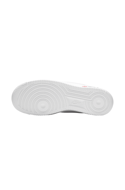 Tênis Nike Air Force 1 '07 GFX Feminino Branco/Vermelho IF0498 - 100 - NewSkull