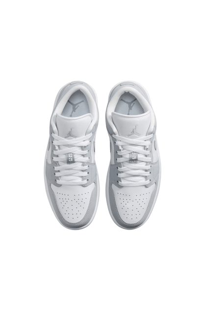 Tênis Nike Air Jordan 1 Low Branco/Cinza DC0774-105 - NewSkull