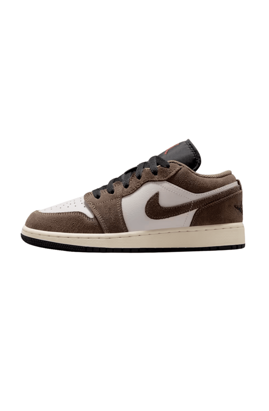 Tênis Nike Air Jordan 1 Low Marrom/Branco 553560-200 - NewSkull