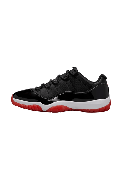 Tênis Nike Air Jordan 11 Retro Low Bread Preto/Vermelho FV5104-006 Tênis Nike Air Jordan 11 Retro Low Bread Preto/Vermelho FV5104-006