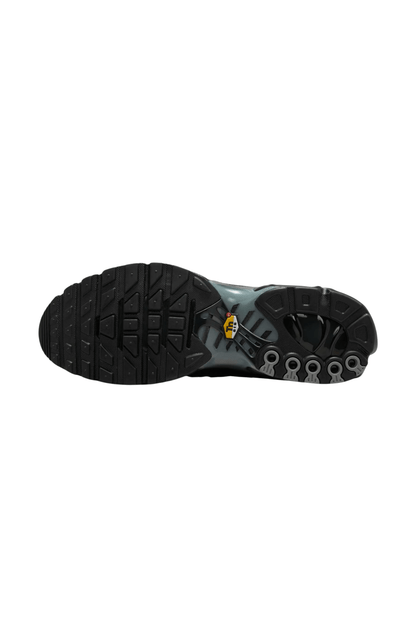 Tênis Nike Air Max Plus Premium Masculino Preto IB2253 - 001 - NewSkull