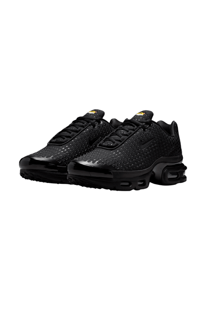 Tênis Nike Air Max Plus VII Triple Black Preto/Preto HQ2197 - 001 - NewSkull