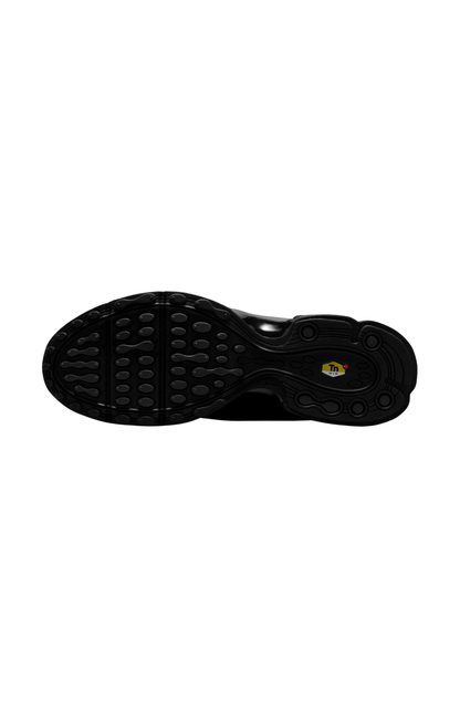 Tênis Nike Air Max Plus VII Triple Black Preto/Preto HQ2197 - 001 - NewSkull