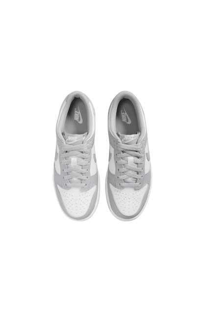 Tênis Nike Dunk Low Feminino Branco/Cinza FB9109 - 123 - NewSkull