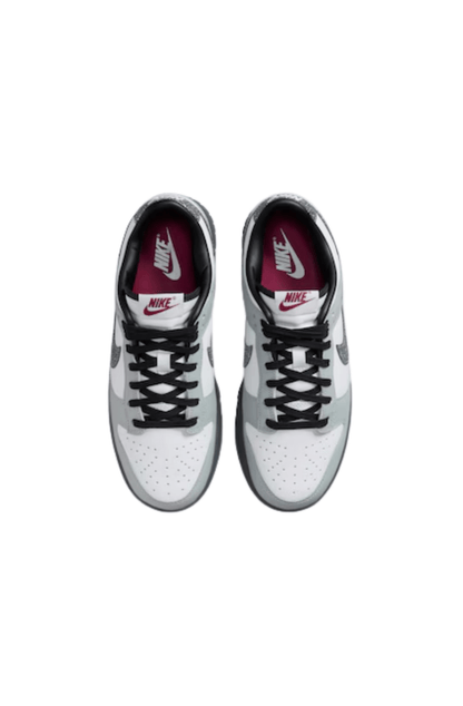 Tênis Nike Dunk Low LX Feminino Branco/Cinza HQ3462 - 191 - NewSkull