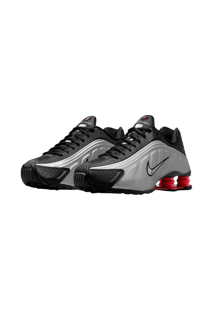 Tênis Nike Shox R4 Feminino Black Metallic Silver Preto/Prata/Vermelho AR3565 - 011 - NewSkull