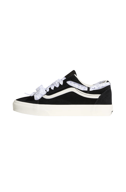 Tênis Vans Old Skool Coquette Preto/Branco VN000D6WBMA - NewSkull