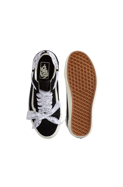 Tênis Vans Old Skool Coquette Preto/Branco VN000D6WBMA - NewSkull