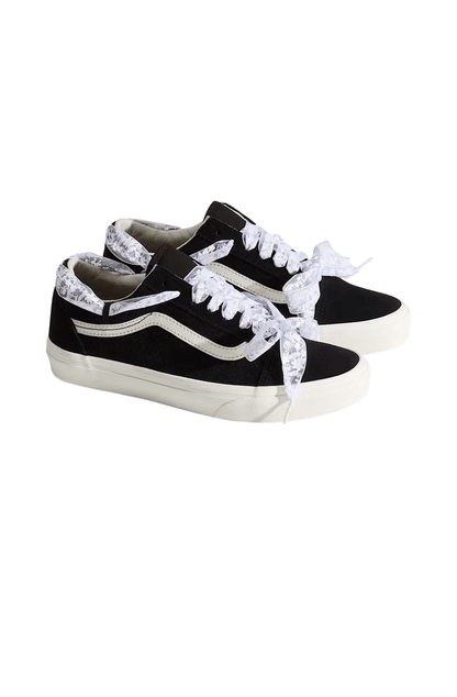 Tênis Vans Old Skool Coquette Preto/Branco VN000D6WBMA - NewSkull