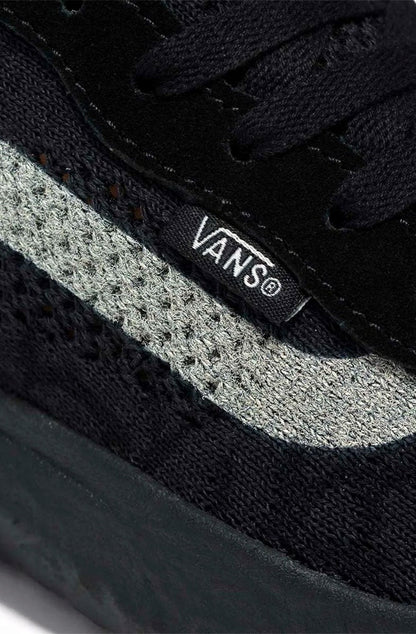 Tênis Vans Ultrarange VR3 H023 Preto/Preto V1003550570015 - NewSkull