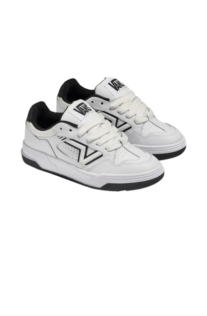 Tênis Vans Upland White Black Branco/Preto VN000D1HYB2 - NewSkull